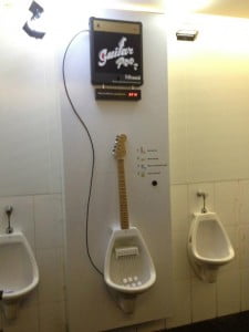 Guitar-pee