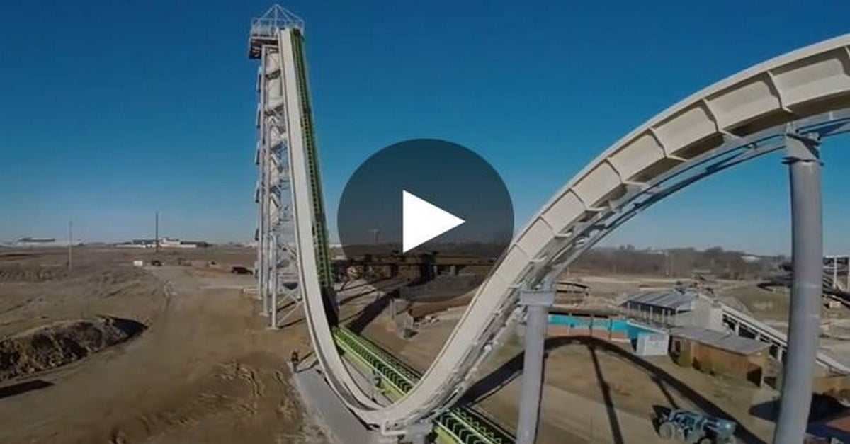 Découvrez Verrückt, le plus grand toboggan aquatique du monde